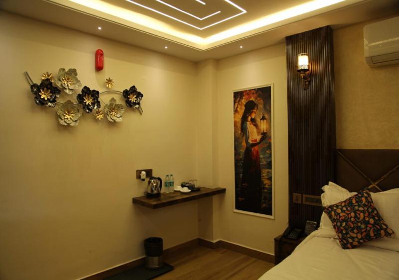 Dakshin Suites Srikakulam エクステリア 写真
