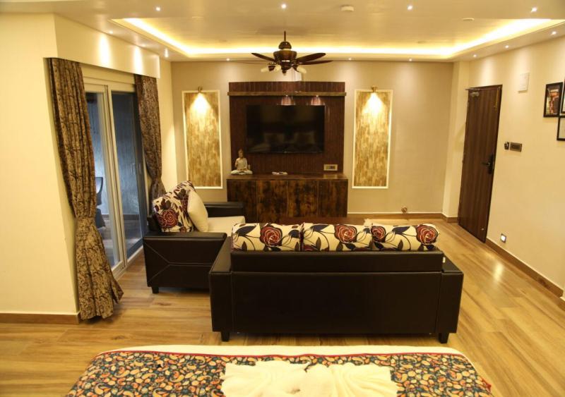 Dakshin Suites Srikakulam エクステリア 写真